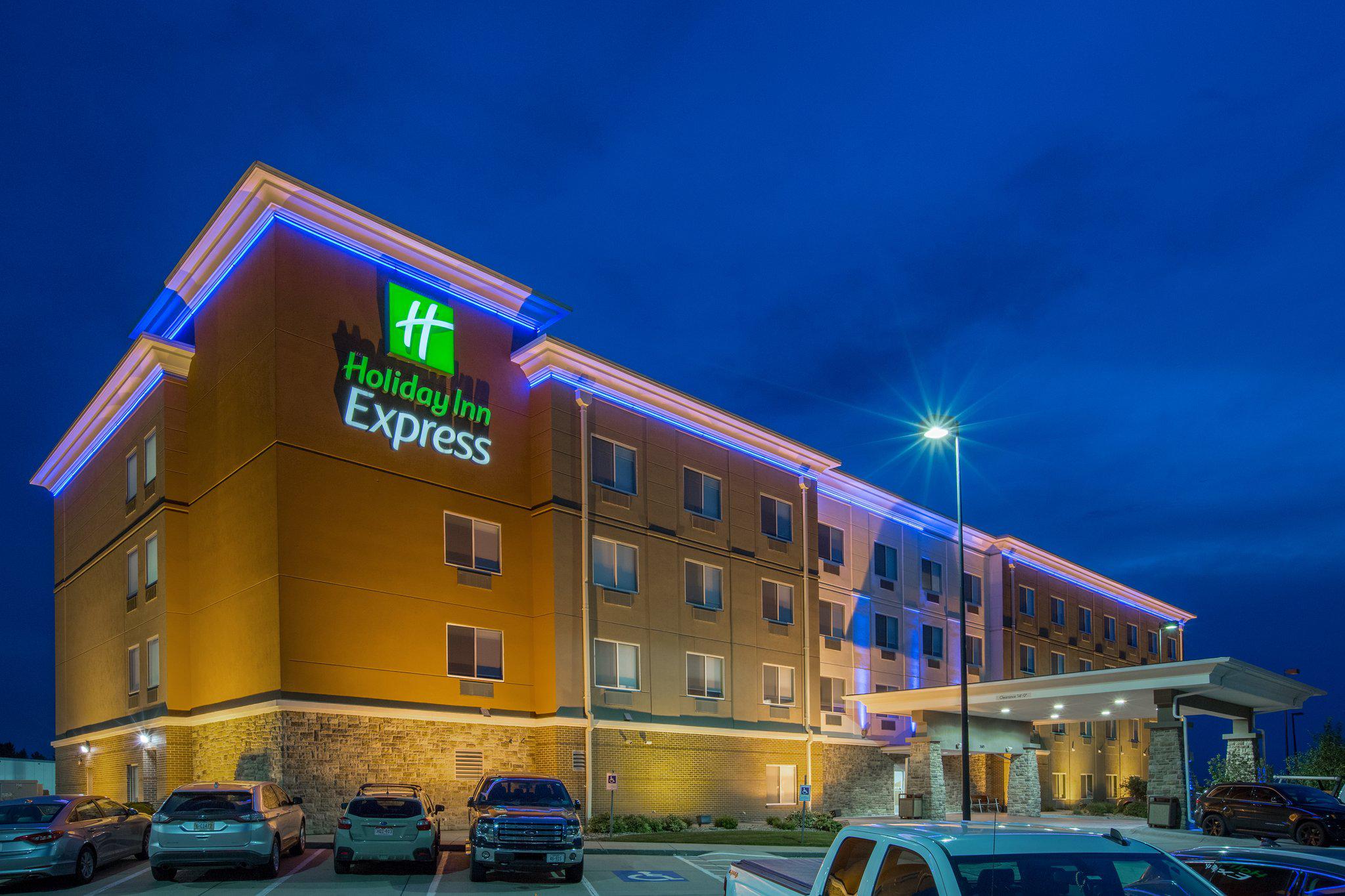 Holiday Inn Express Hastings Photo