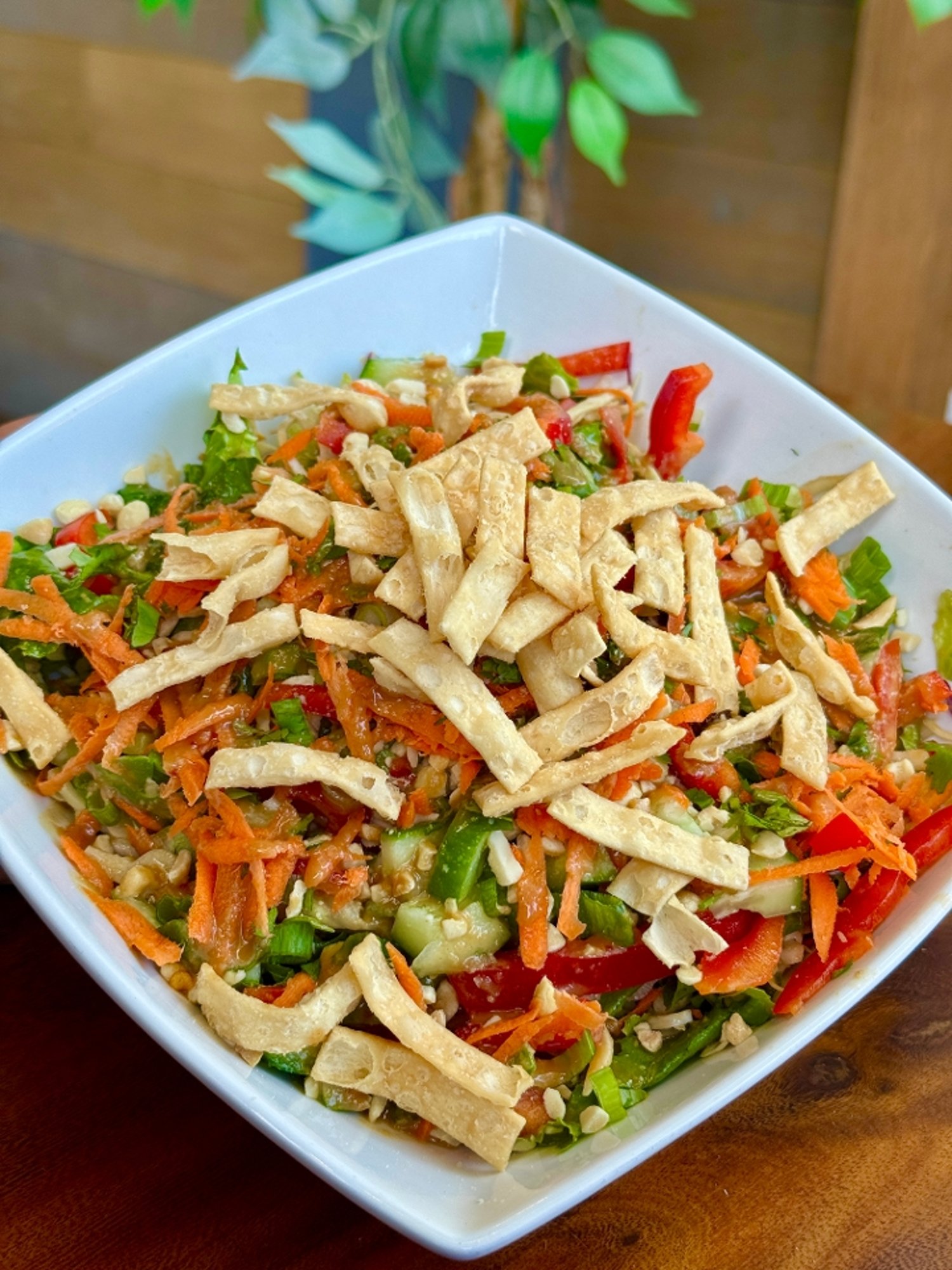 Thai Peanut Salad Bowl