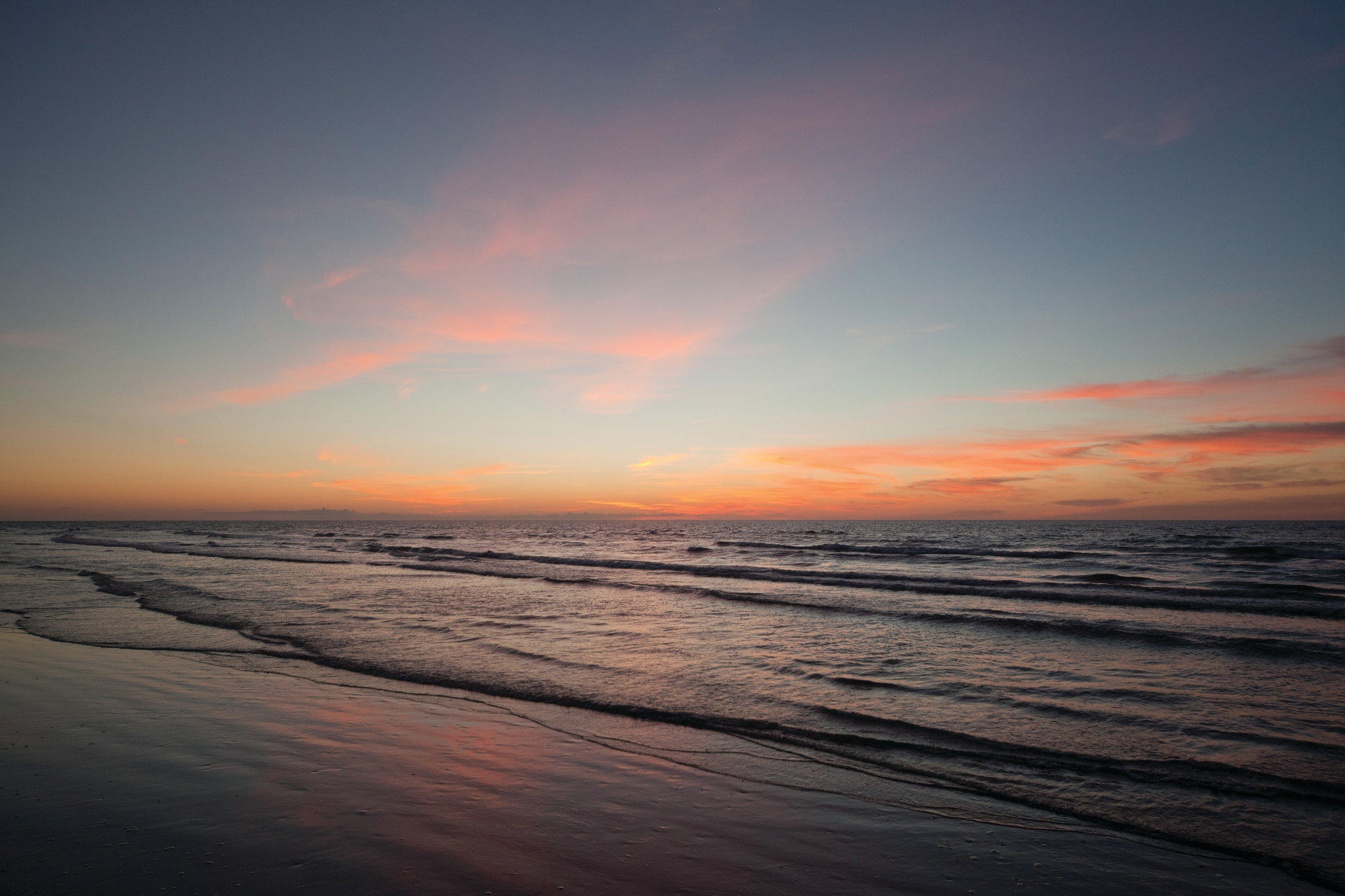 Holiday Inn Club Vacations Galveston Beach Resort Photo