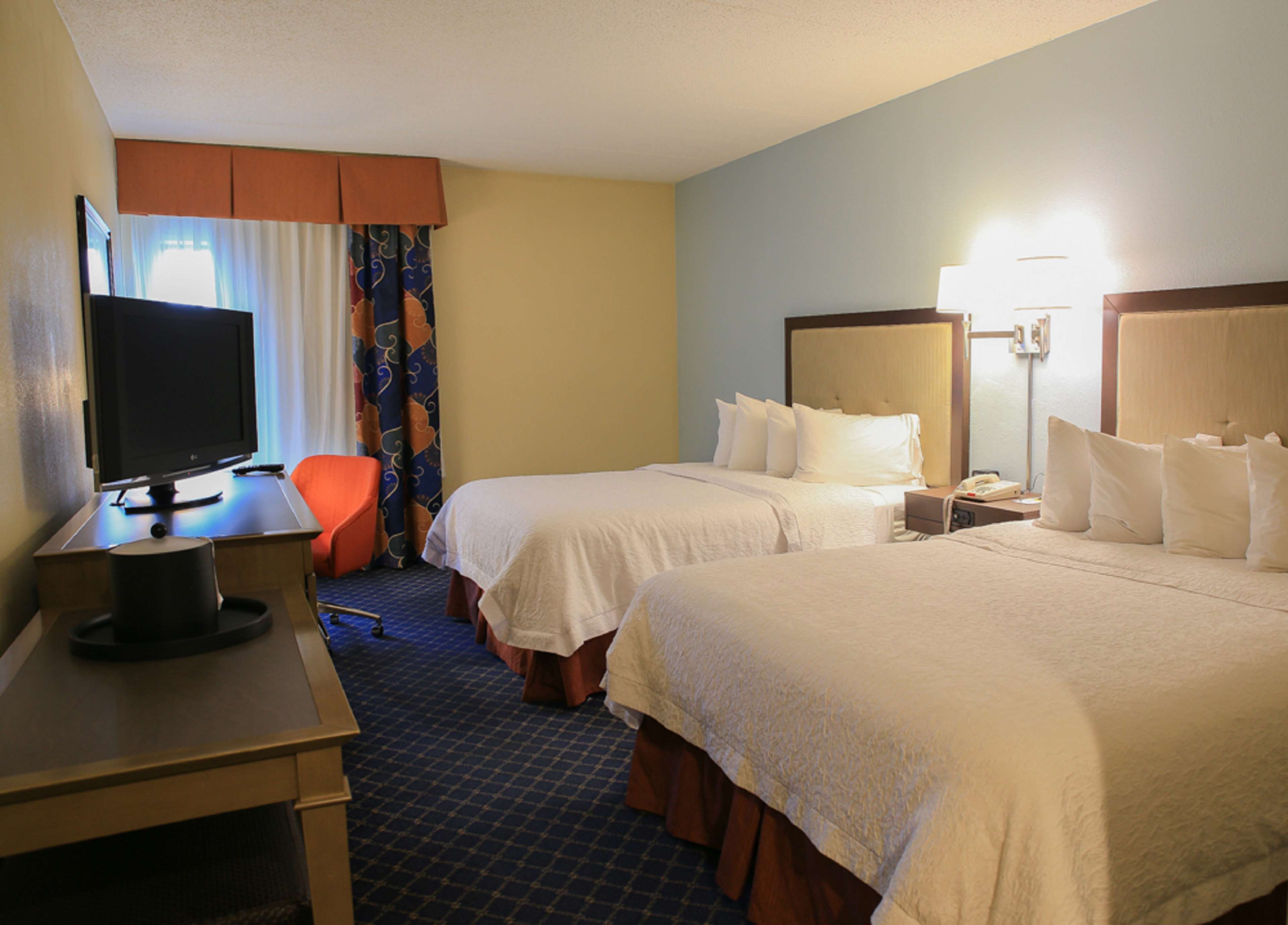 Hampton Inn Bordentown Photo