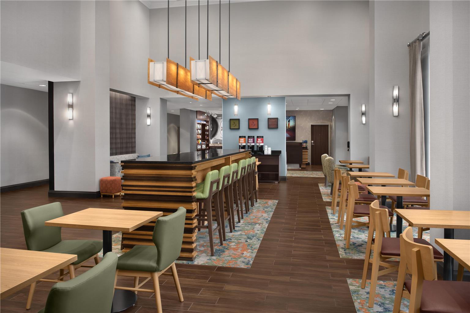 Hampton Inn & Suites Baltimore North/Timonium Image