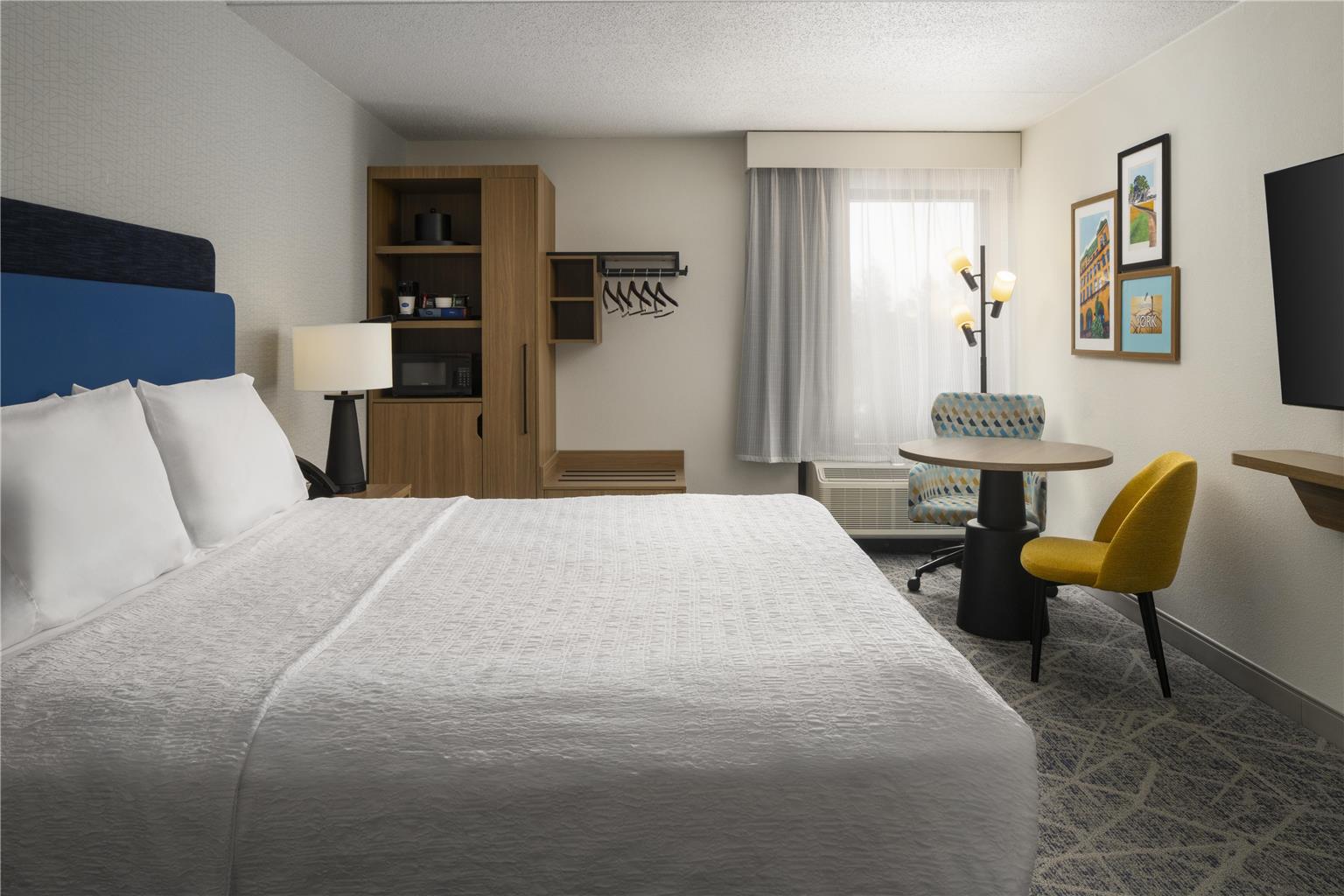 Hampton Inn York Image