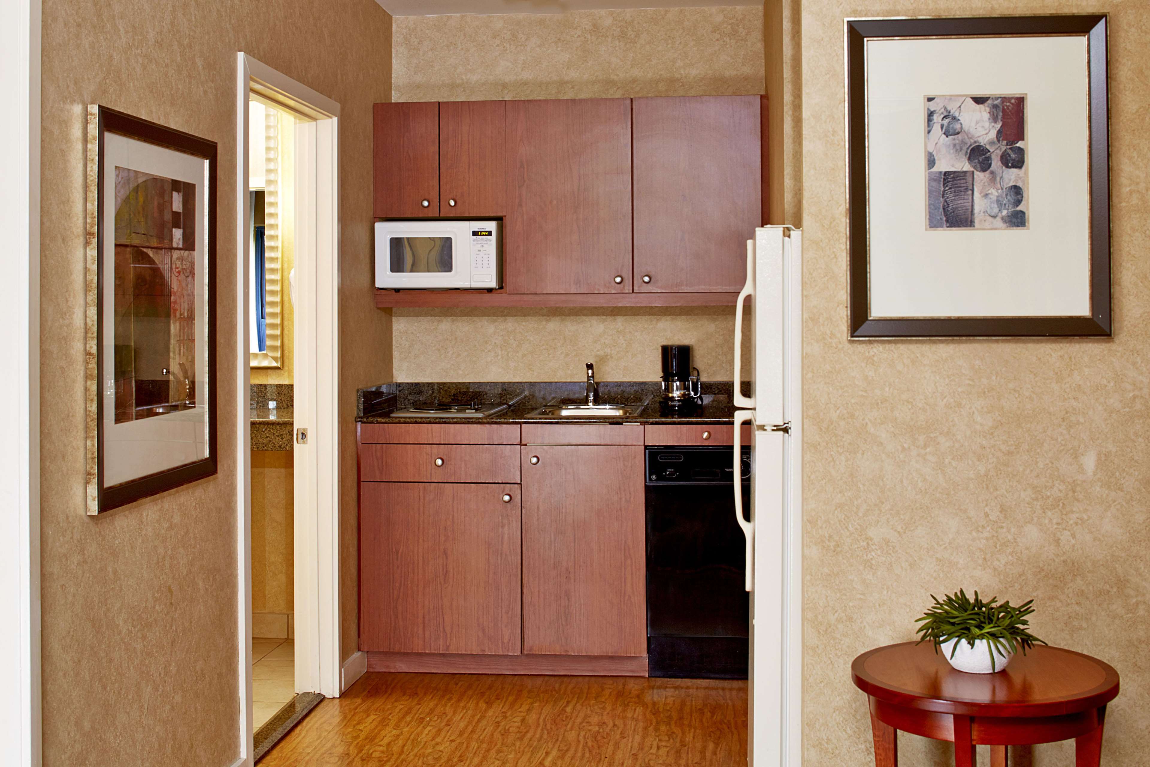 Homewood Suites by Hilton Chicago-Lincolnshire Photo