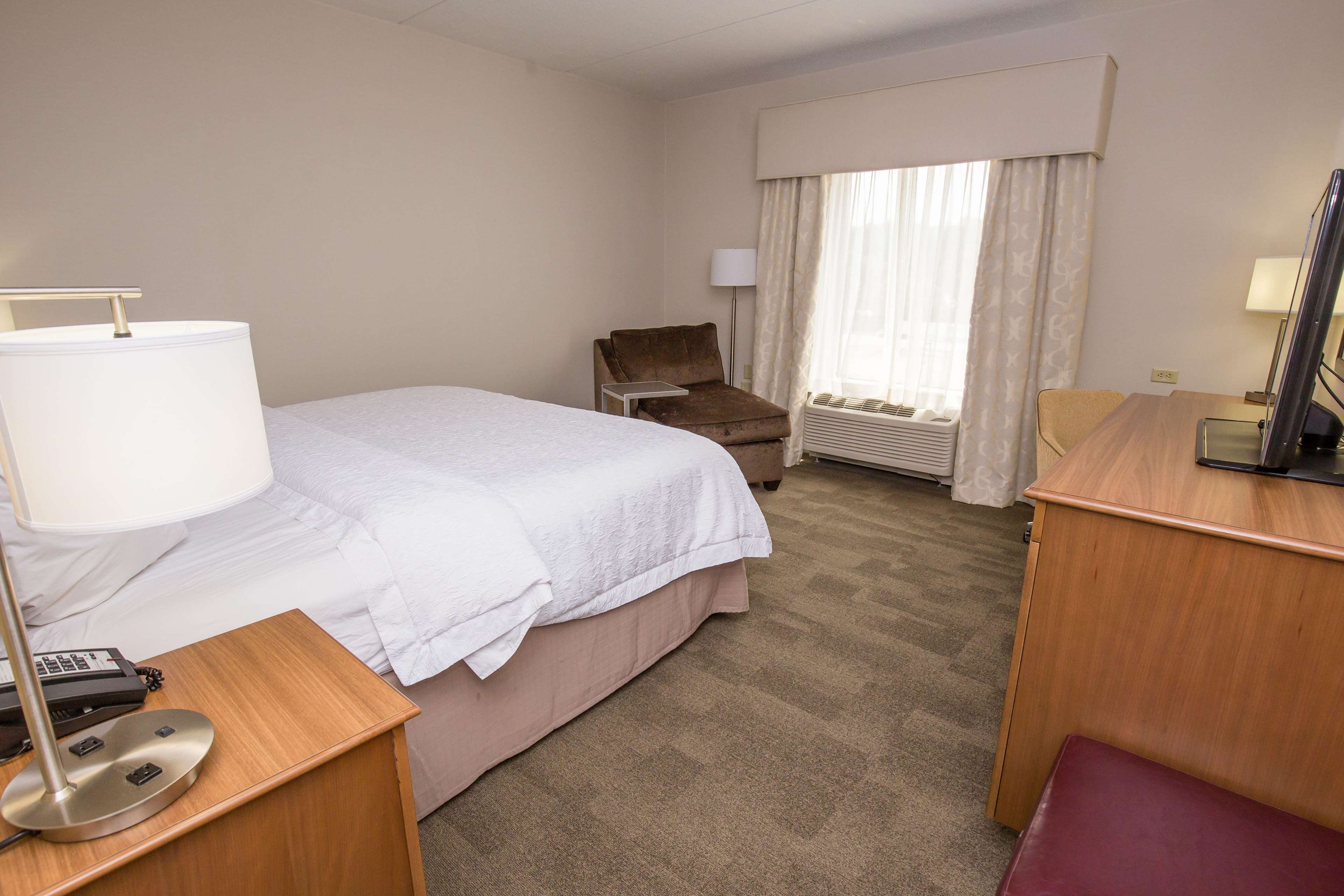 Hampton Inn College Park Photo