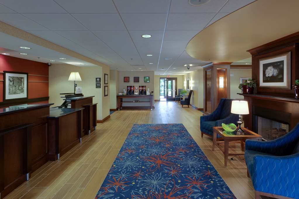 Hampton Inn Warrenton Image