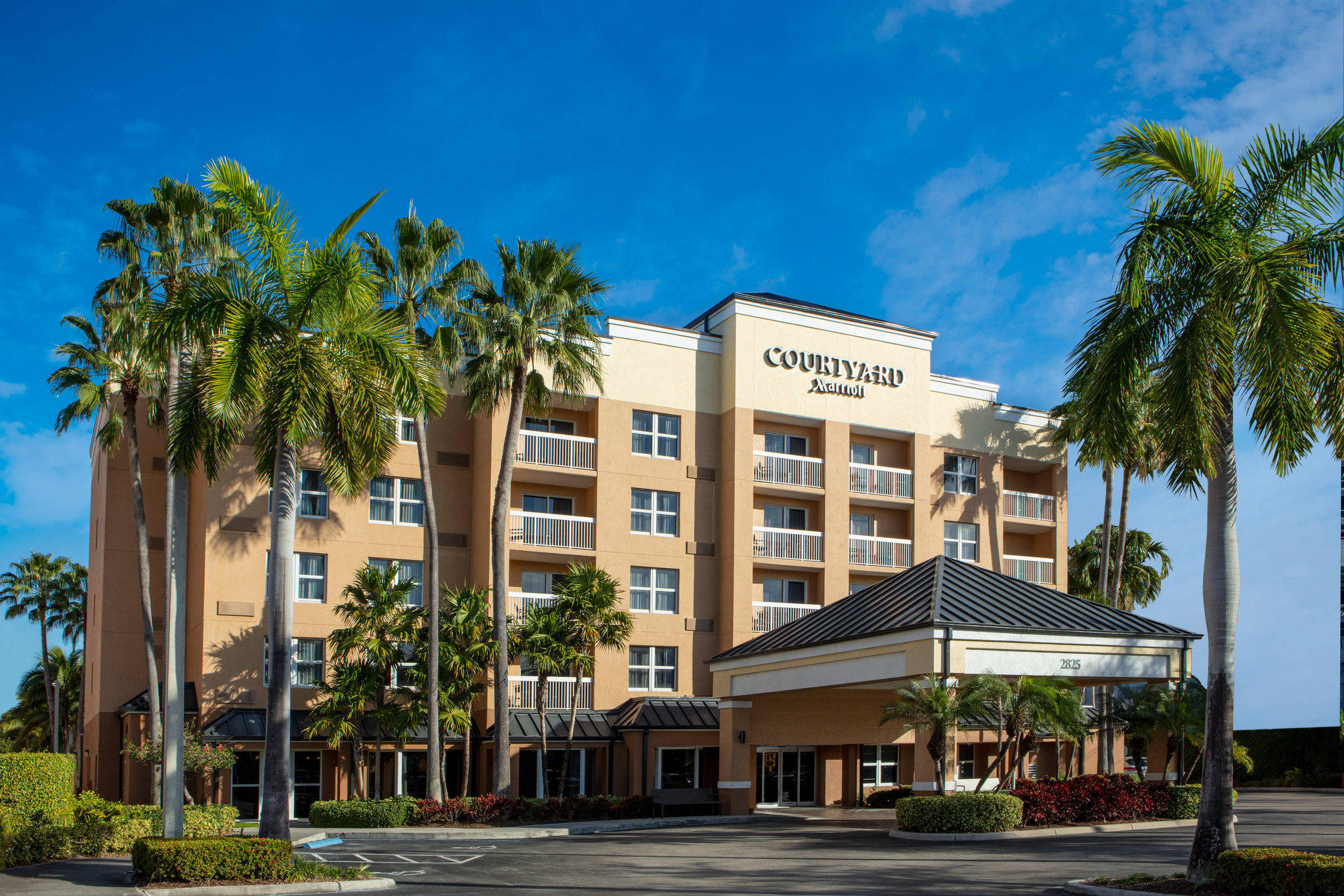 Courtyard by Marriott Miami Aventura Mall Photo