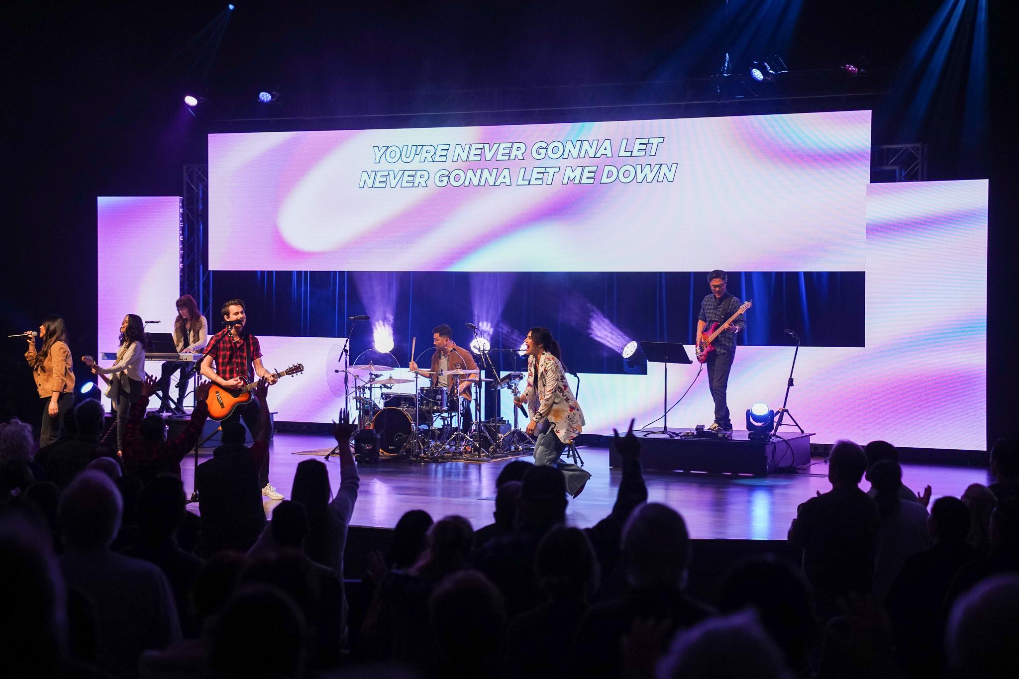 CrossCity Christian Church Image