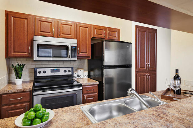 Images Camden Cimarron Apartments
