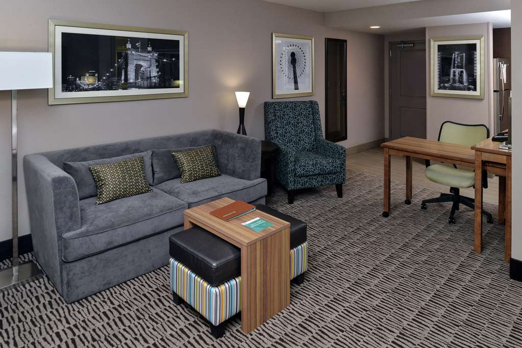 Homewood Suites by Hilton Cincinnati Mason, OH Image