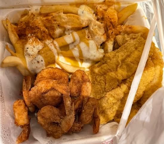 Combo #11: (2 Fish & 10 Shrimp or 3 Wings or 3 Leg N' Thigh)