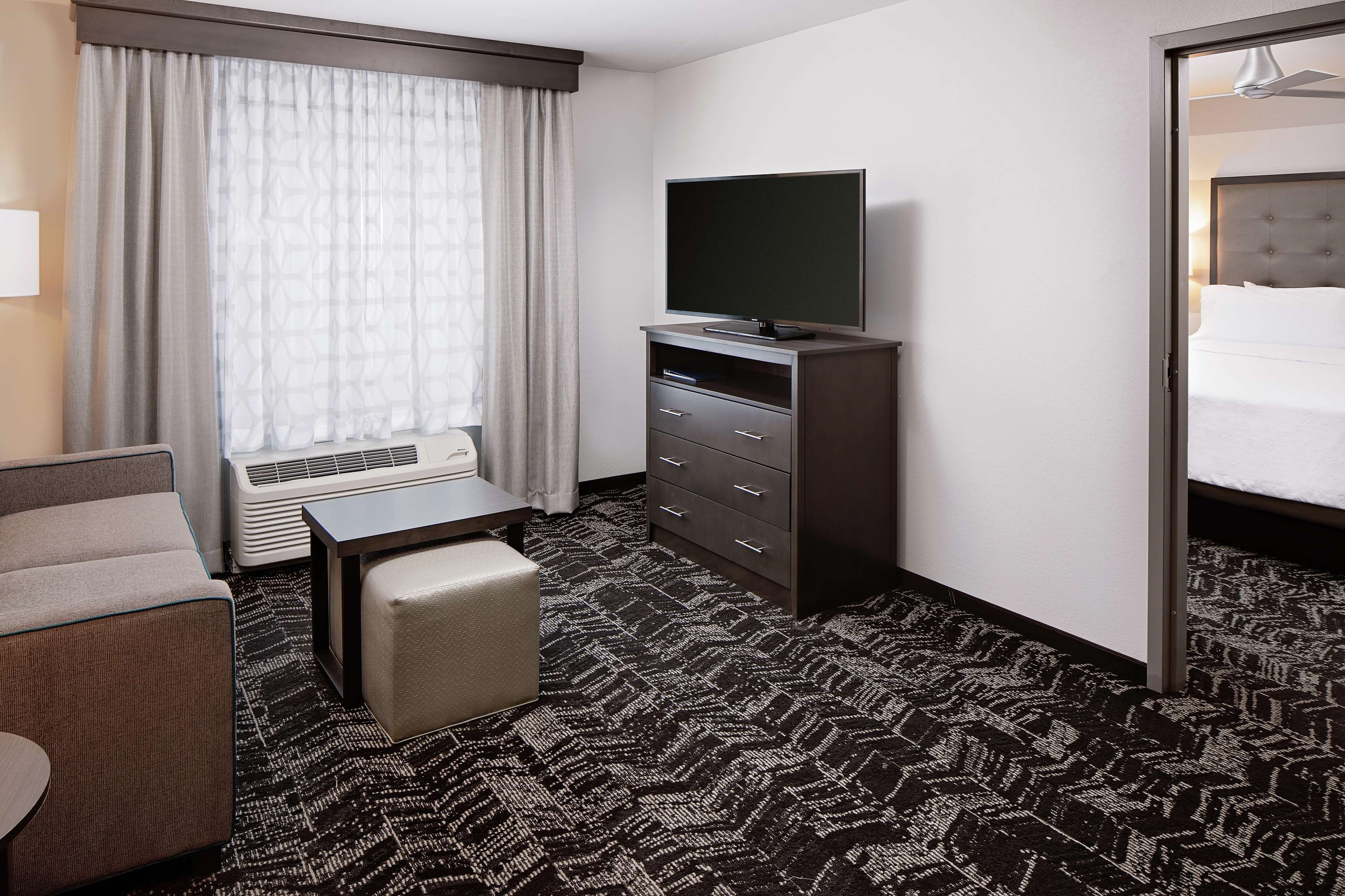 Homewood Suites by Hilton Ronkonkoma Photo