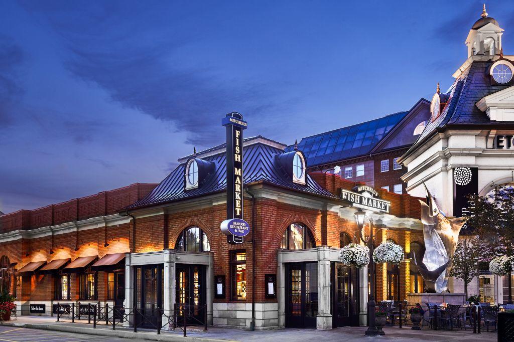 Mitchell's Fish Market Restaurant Woodmere, OH 44122