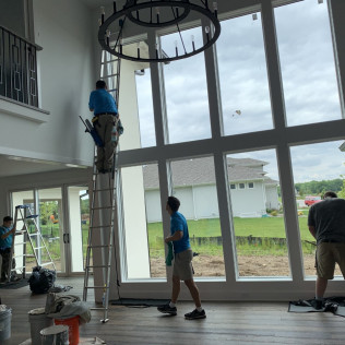 High Definition Windows, LLC Logo