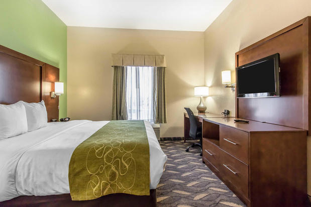 Images Comfort Suites