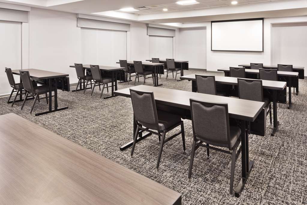Hampton Inn & Suites Phenix City- Columbus Area Image