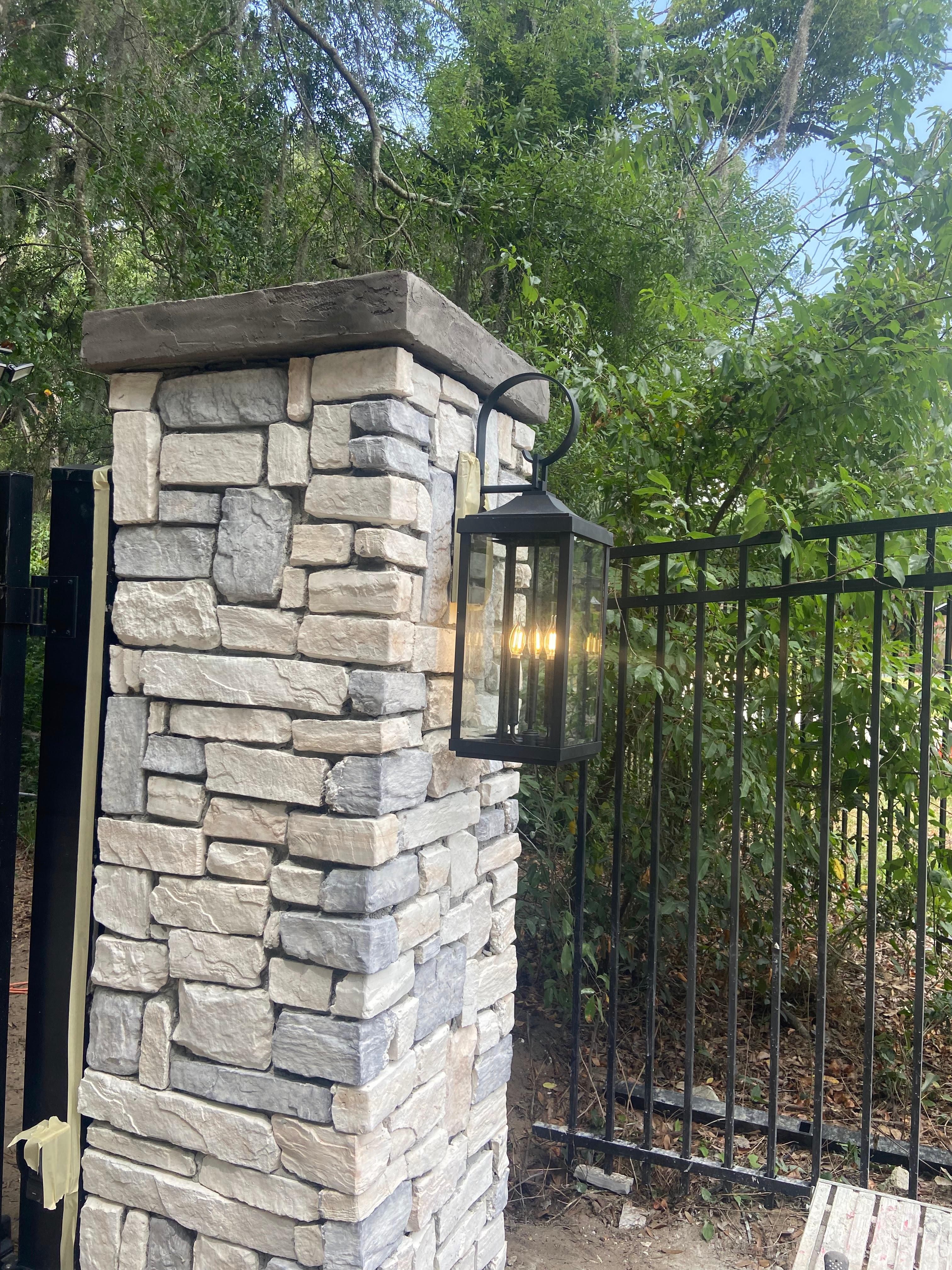 Dynamite Fence Tampa Image