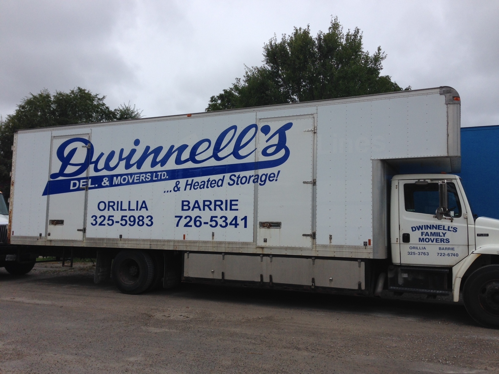 Images Dwinnell's Delivery & Movers Ltd