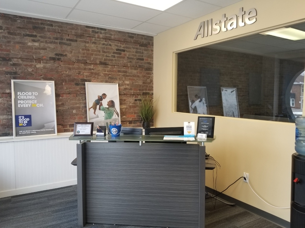 Images Lynard Zingale: Allstate Insurance