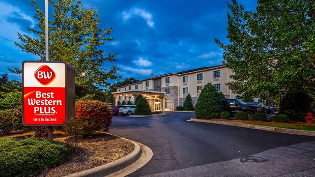 Images Best Western Plus River Escape Inn & Suites