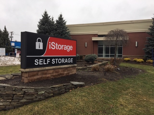 iStorage Self Storage Photo