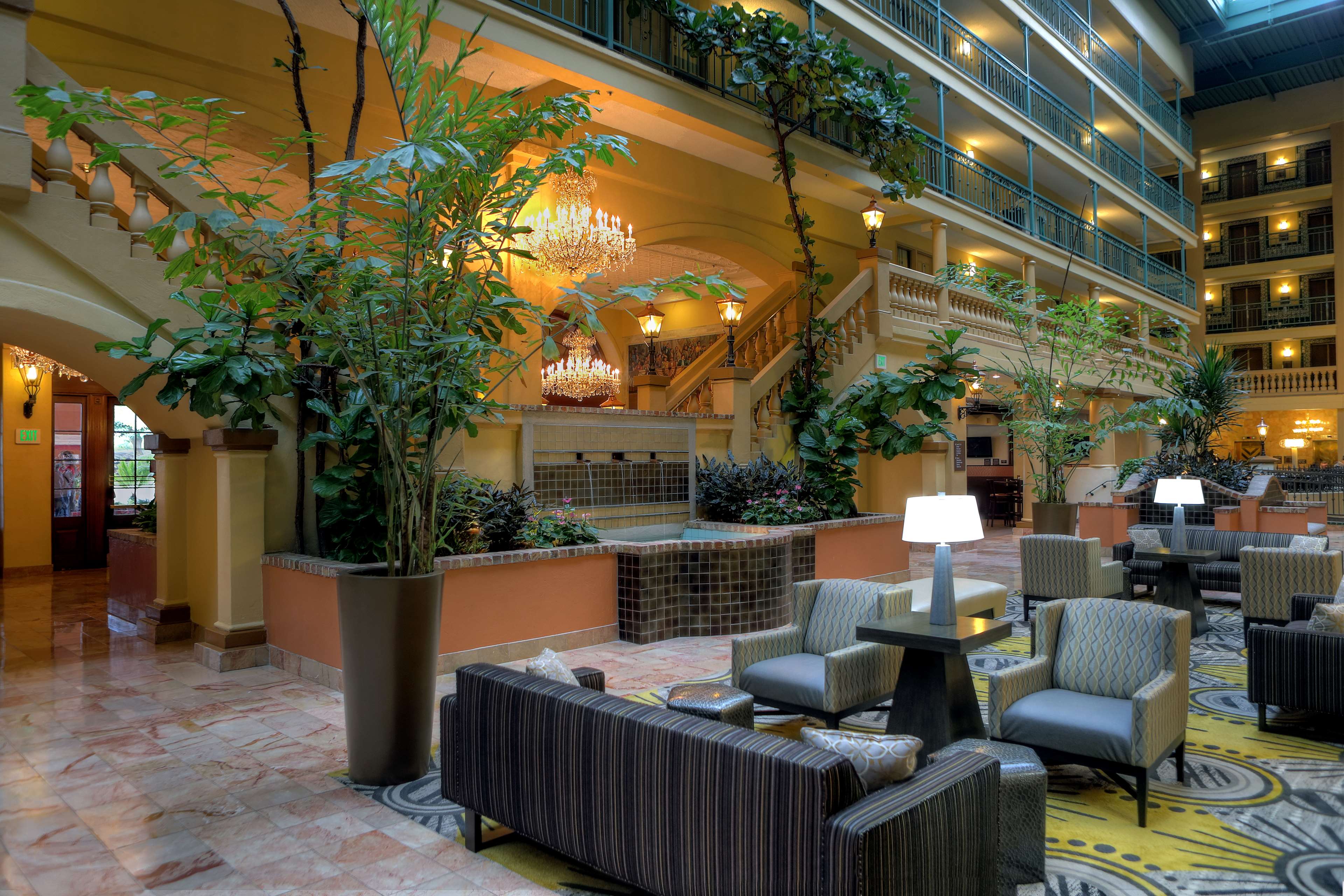 Embassy Suites by Hilton Los Angeles International Airport South Photo