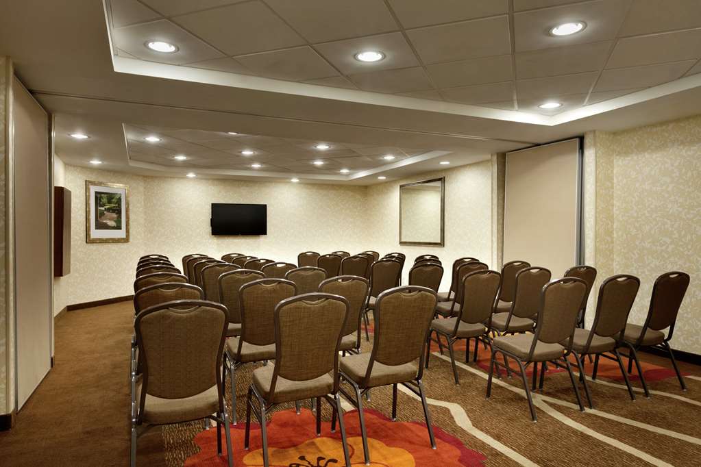 Hilton Garden Inn Rochester/Pittsford Image
