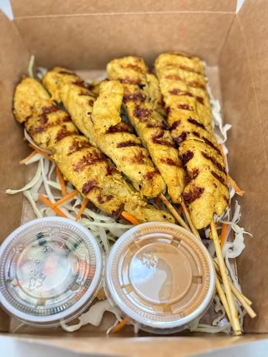 Chicken Satay (L)
