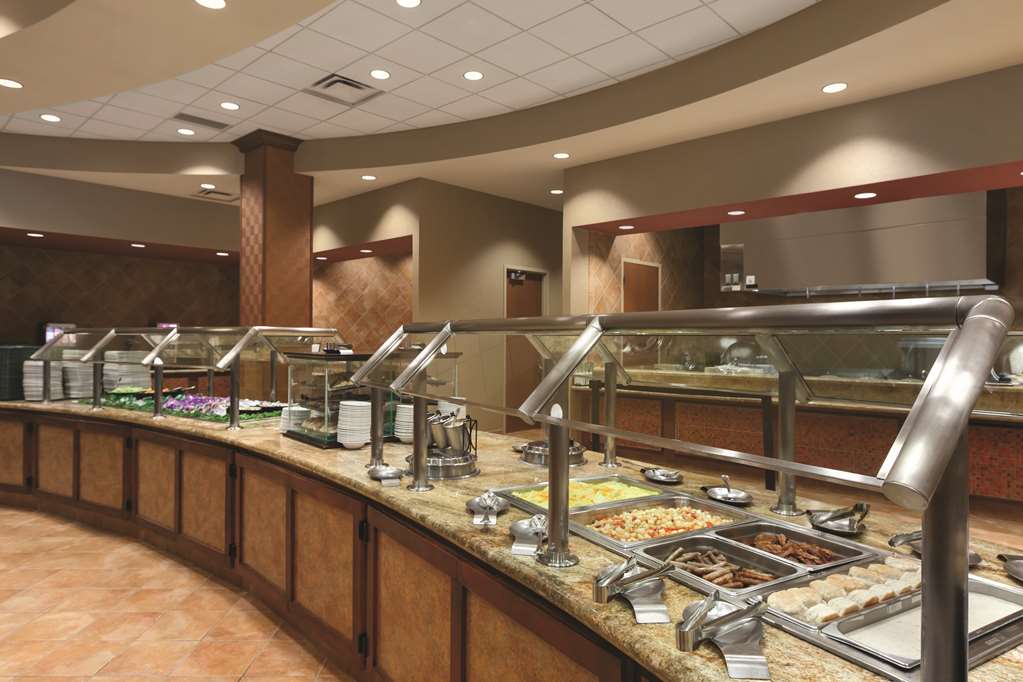 Embassy Suites by Hilton Omaha La Vista Hotel & Conference Center Image