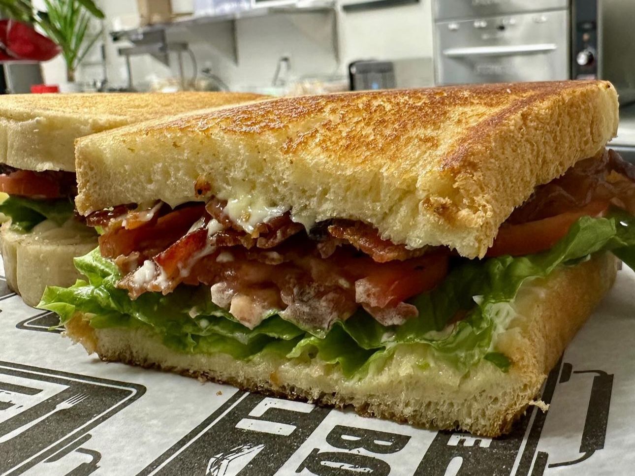 BLT SANDWICH