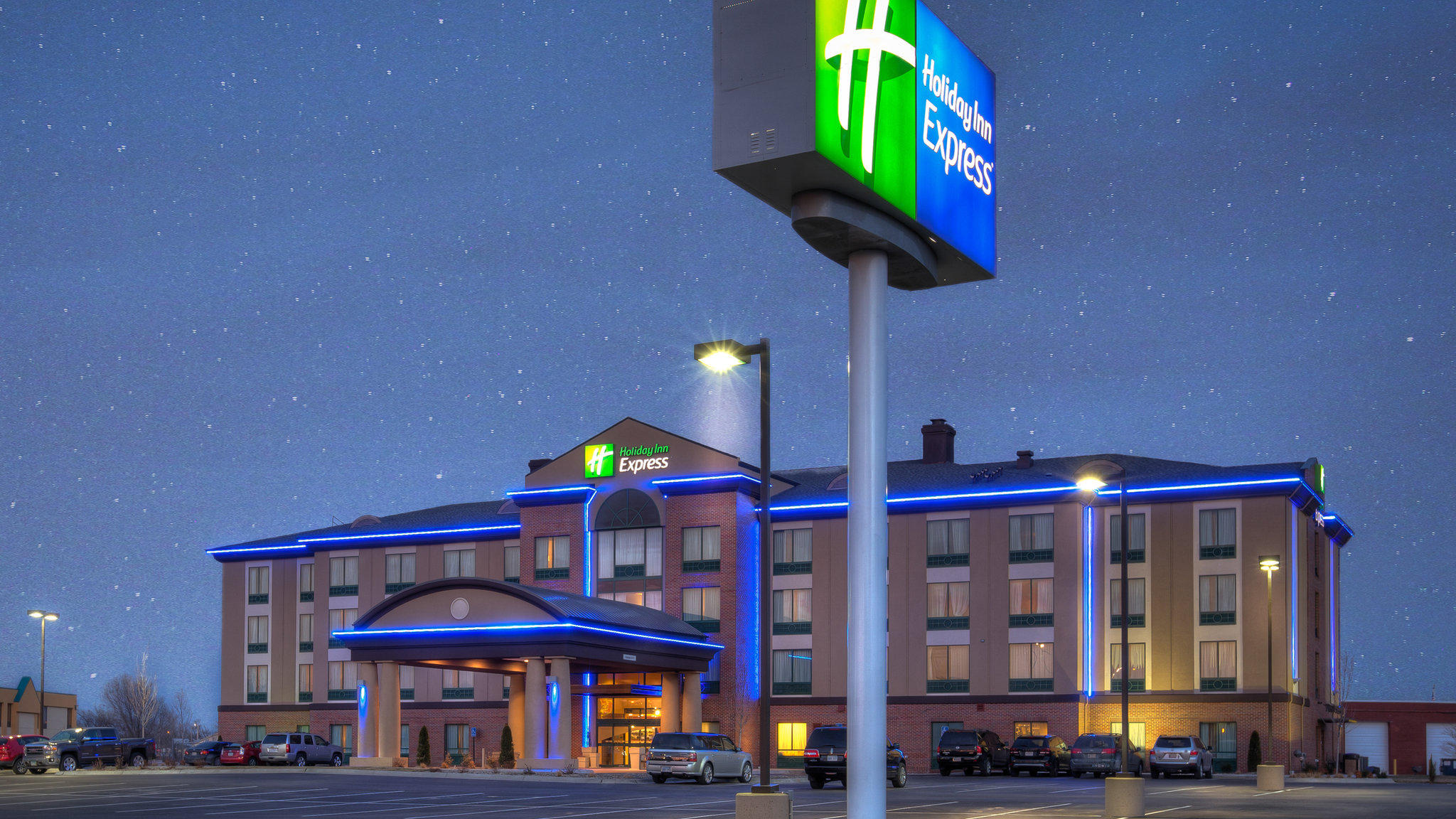 Holiday Inn Express Wichita South Photo