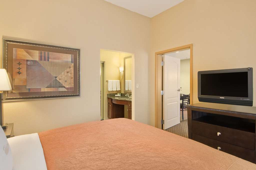 Homewood Suites by Hilton Tulsa-South Image