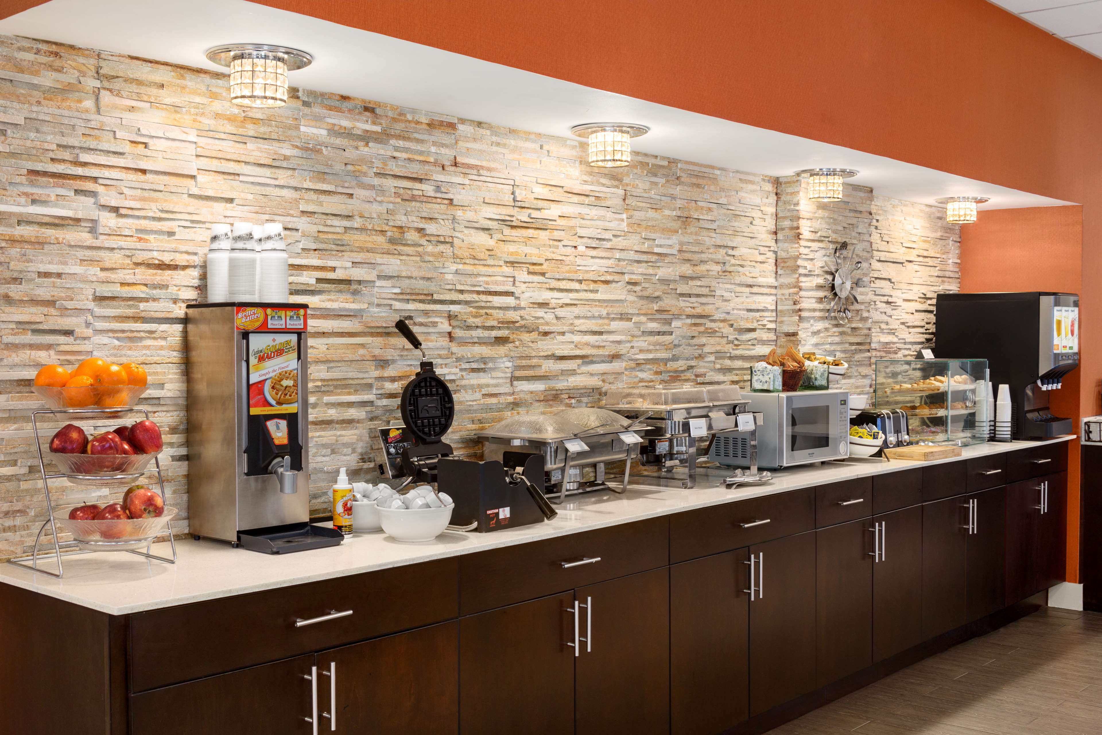 Country Inn & Suites by Radisson, Nashville Airport, TN Photo