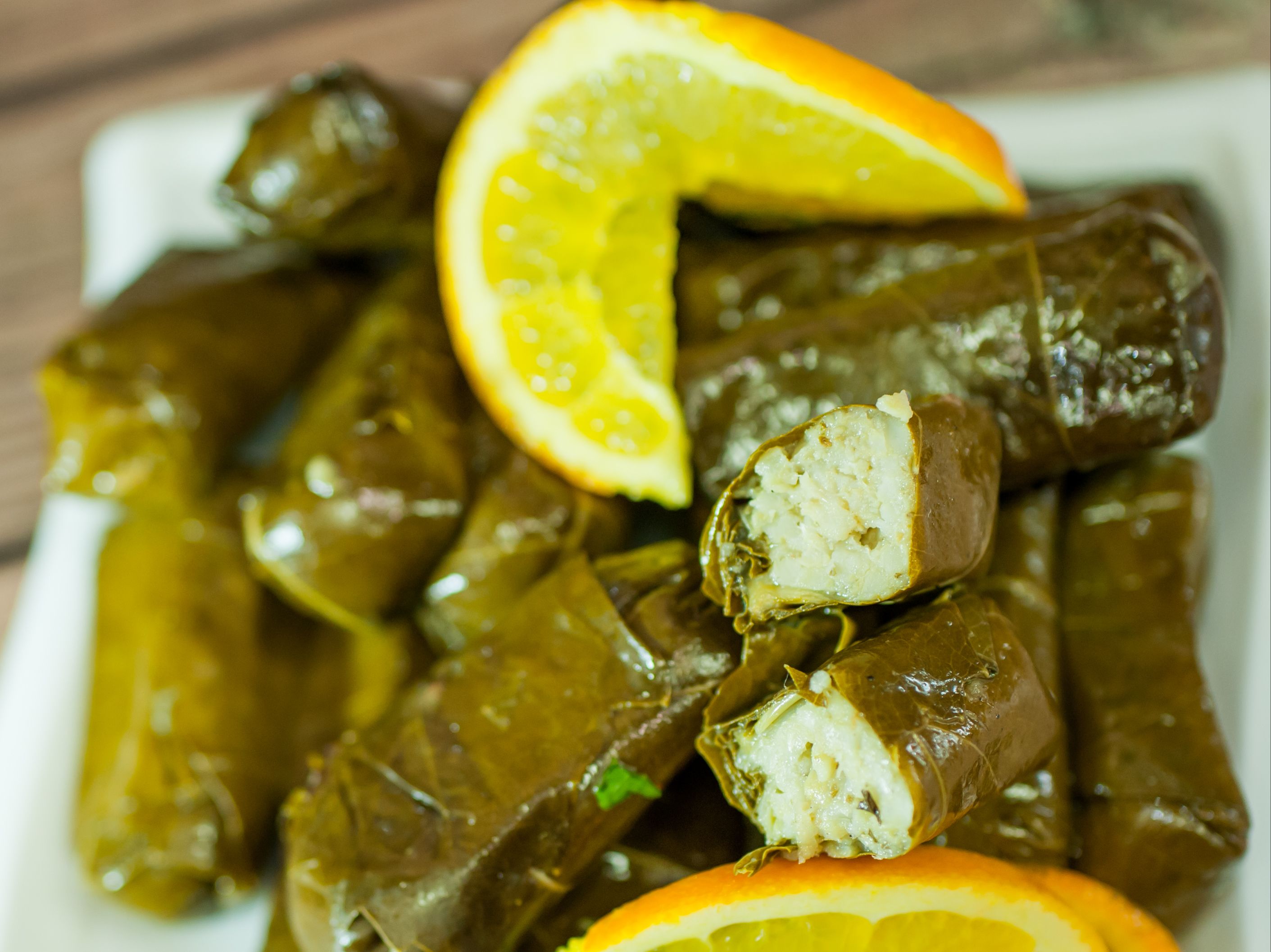 Stuffed Grape Leaves (6 pieces)