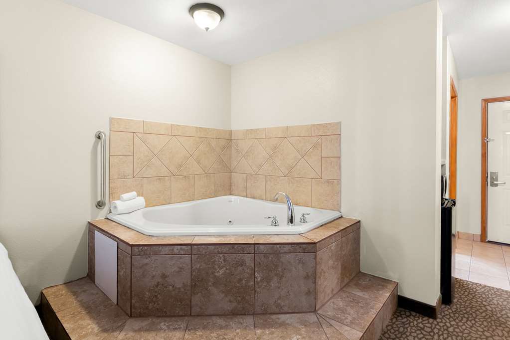 Best Western George West Executive Inn Image