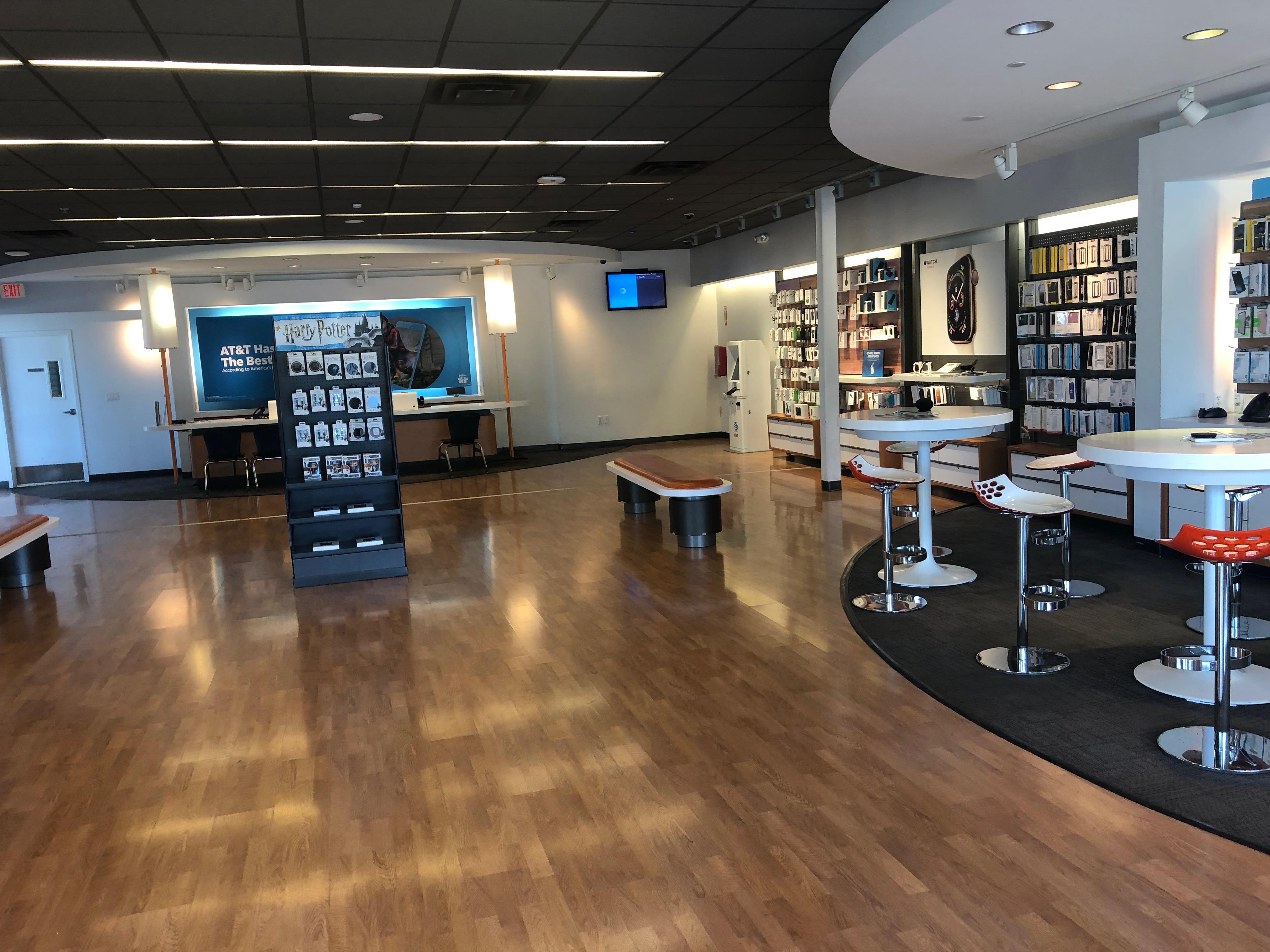 AT&T Store Photo