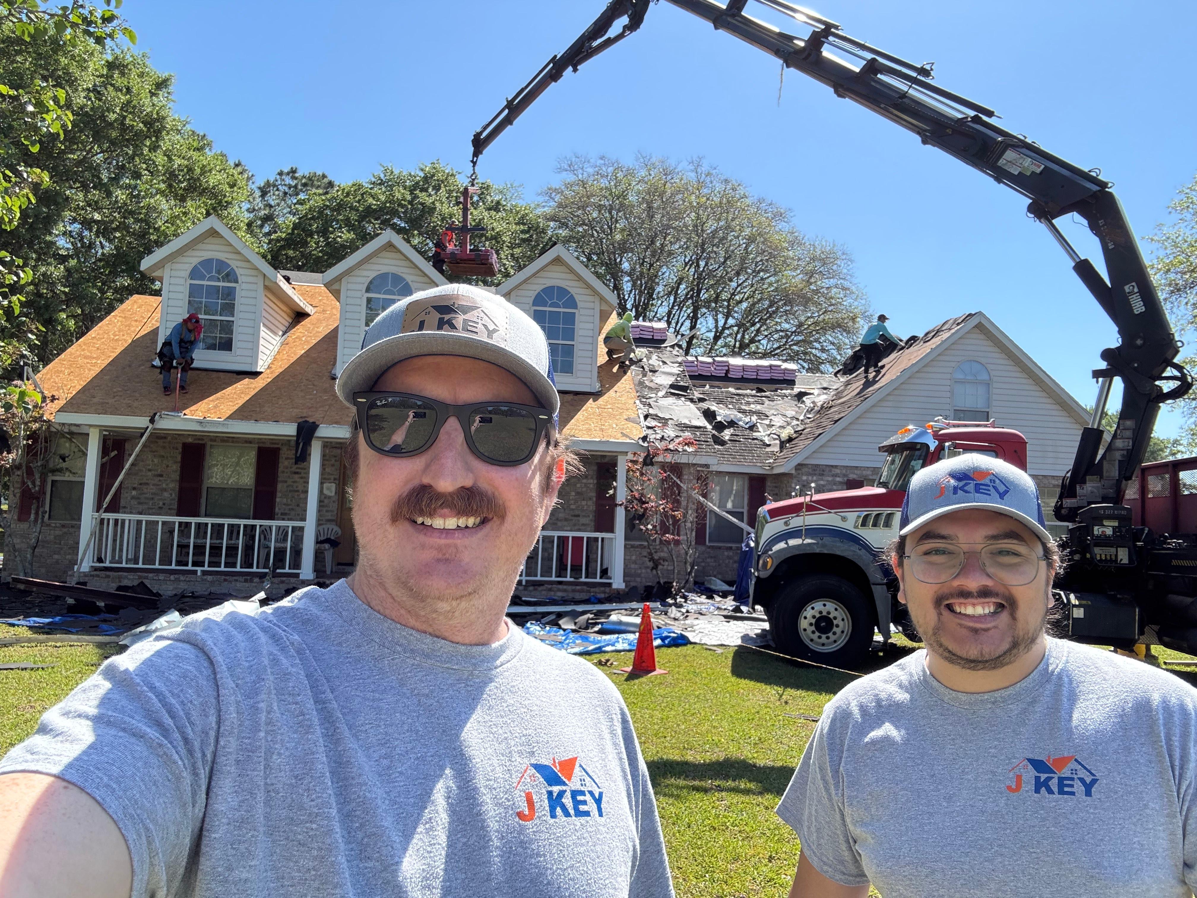 J Key Roofing Image