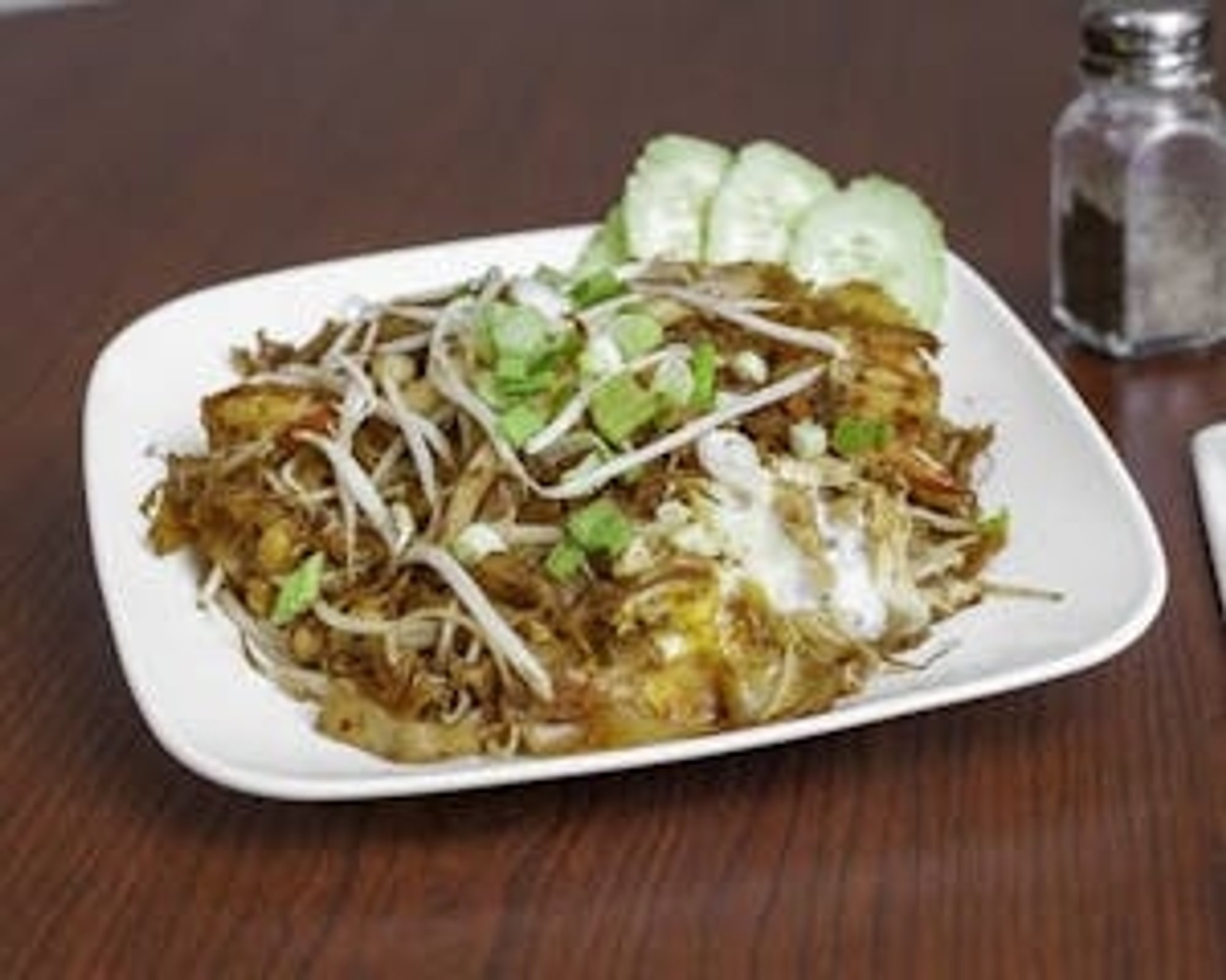 Burmese Scissor Cut Noodle (Katy Gyii Kite)