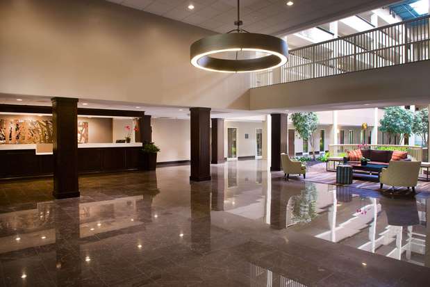 Images Embassy Suites by Hilton Philadelphia Airport