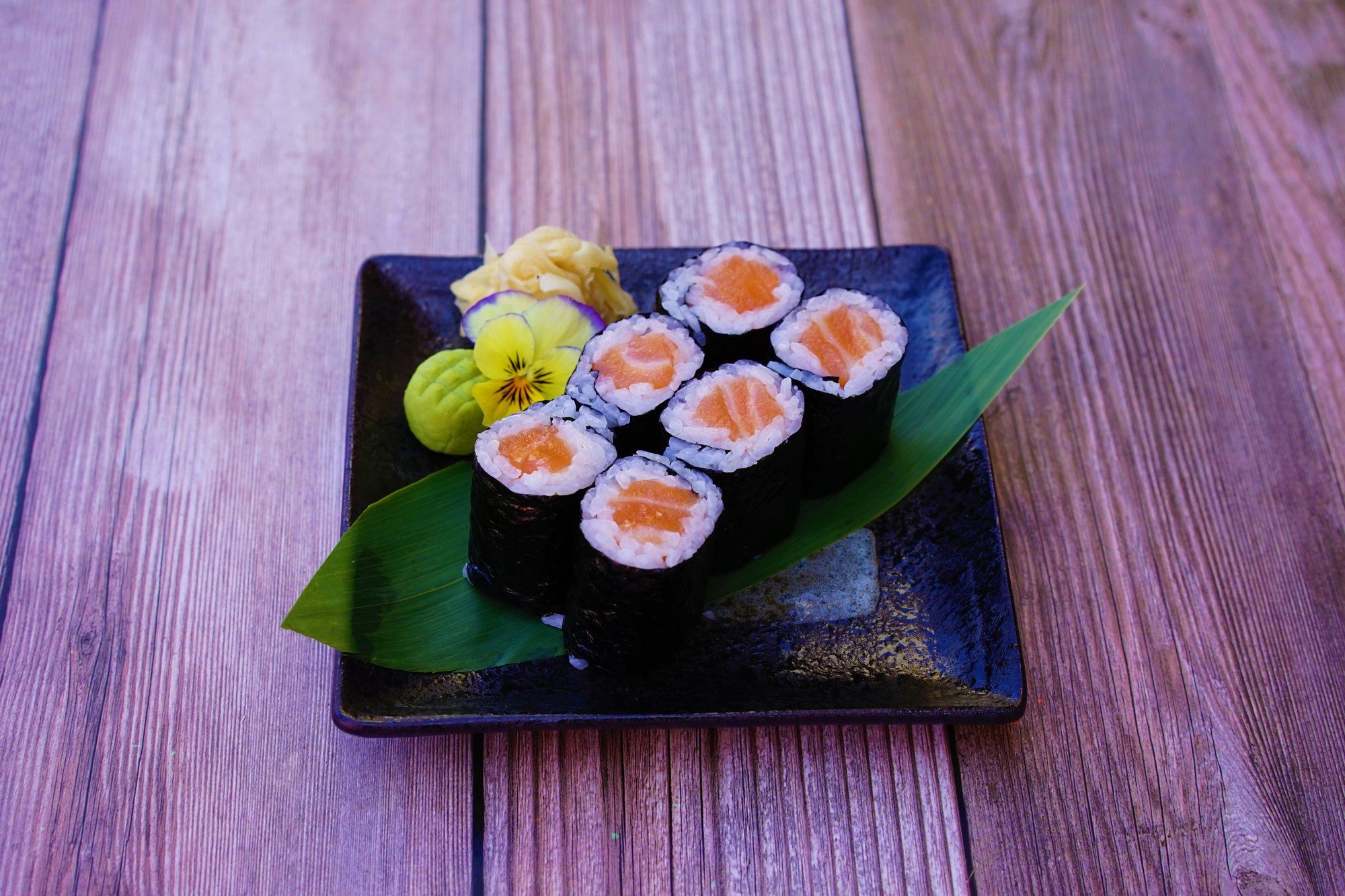 Salmon Roll