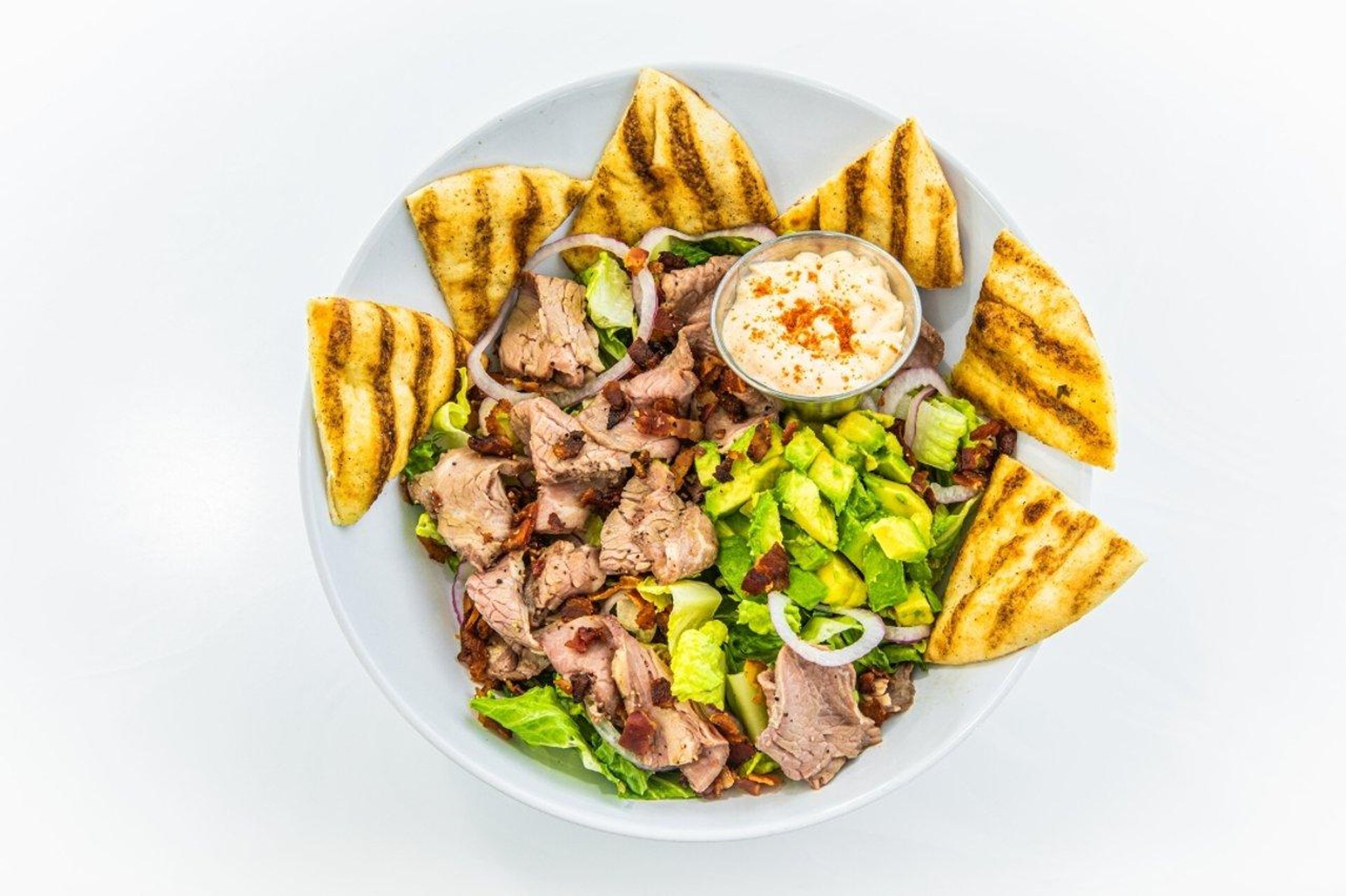 tri tip, bacon & avocado salad