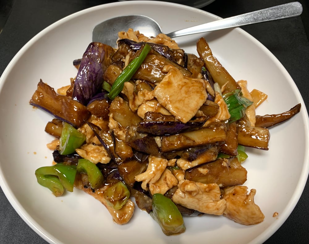 38 茄子鸡/CHICKEN WITH EGGPLANTS IN GARLIC SAUCE🌶️