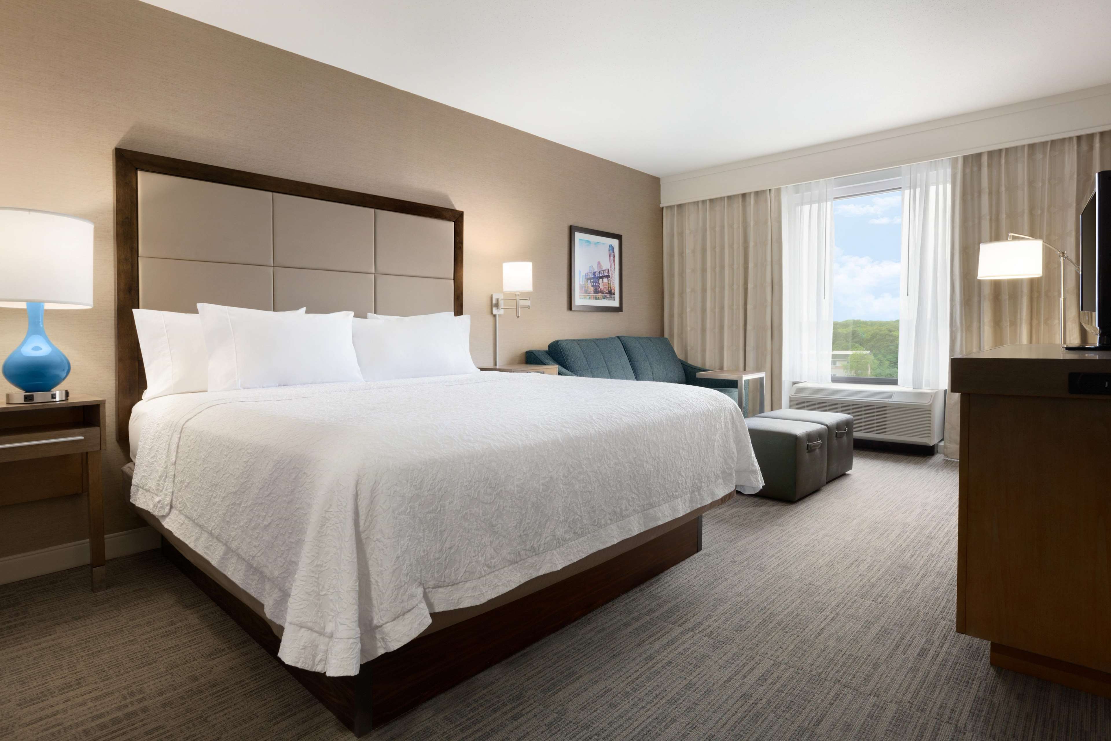 Hampton Inn Long Island - Brookhaven Photo