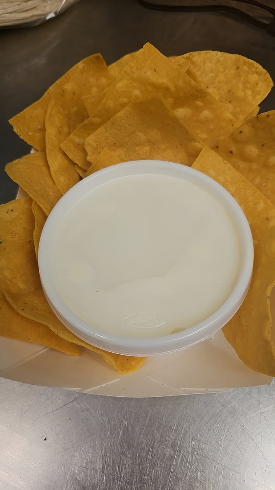 Chips & Queso