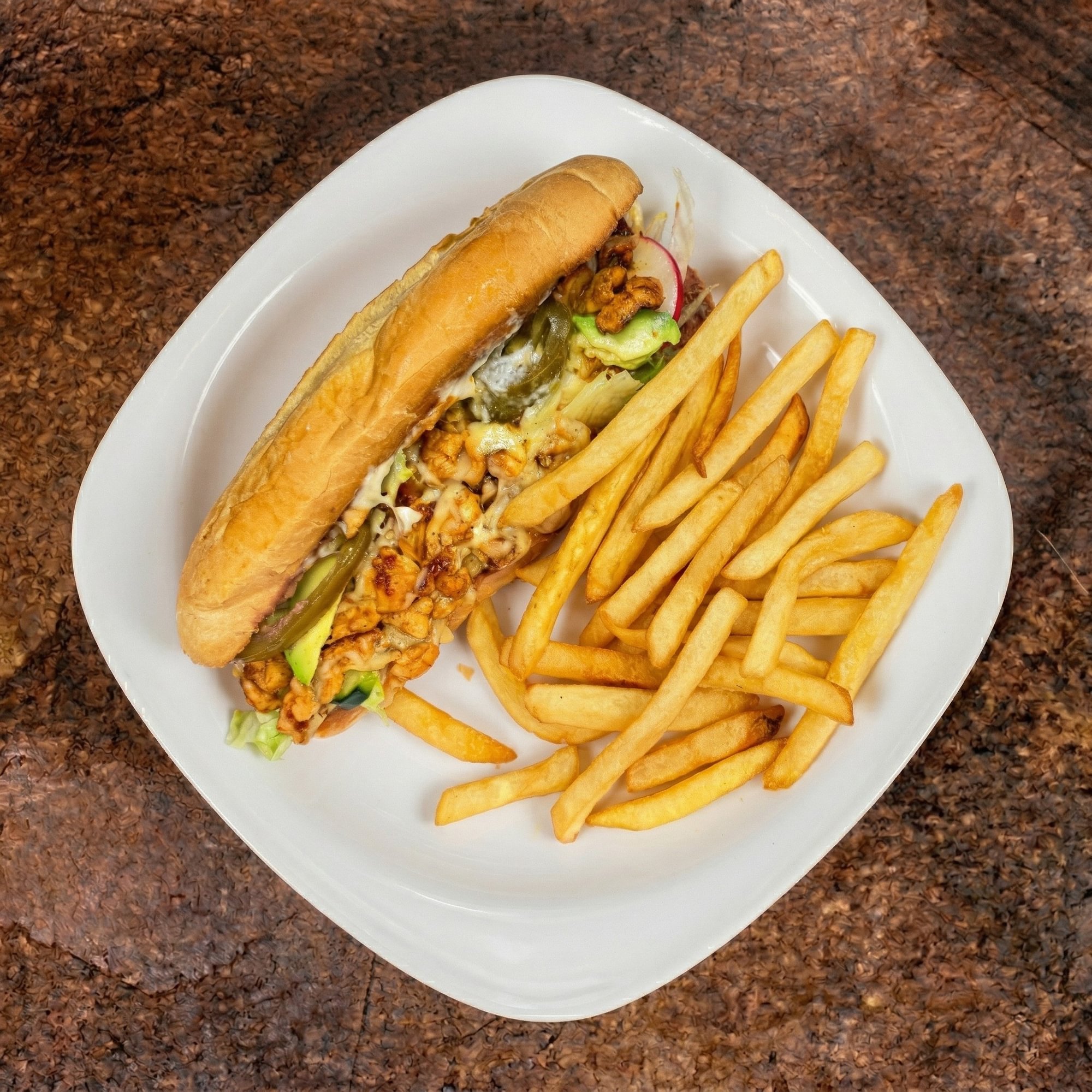 Torta Mexican De Carne o Pollo Sandwich