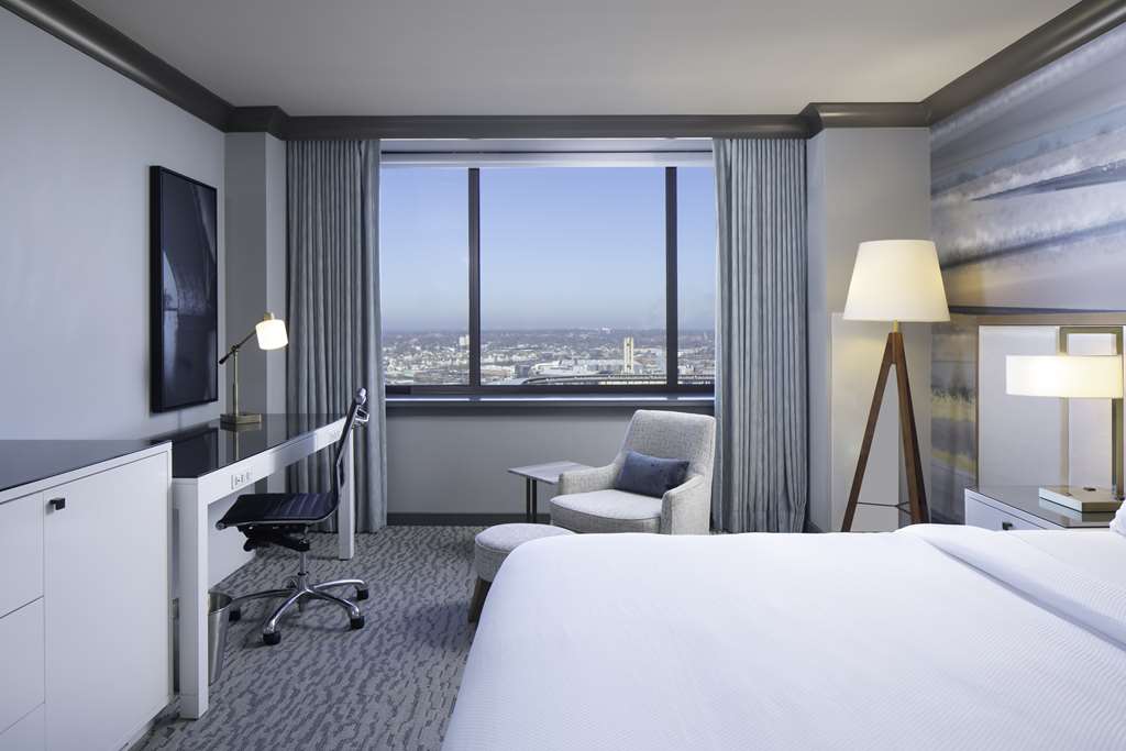 The Lofton Hotel Minneapolis, Tapestry Collection by Hilton Image