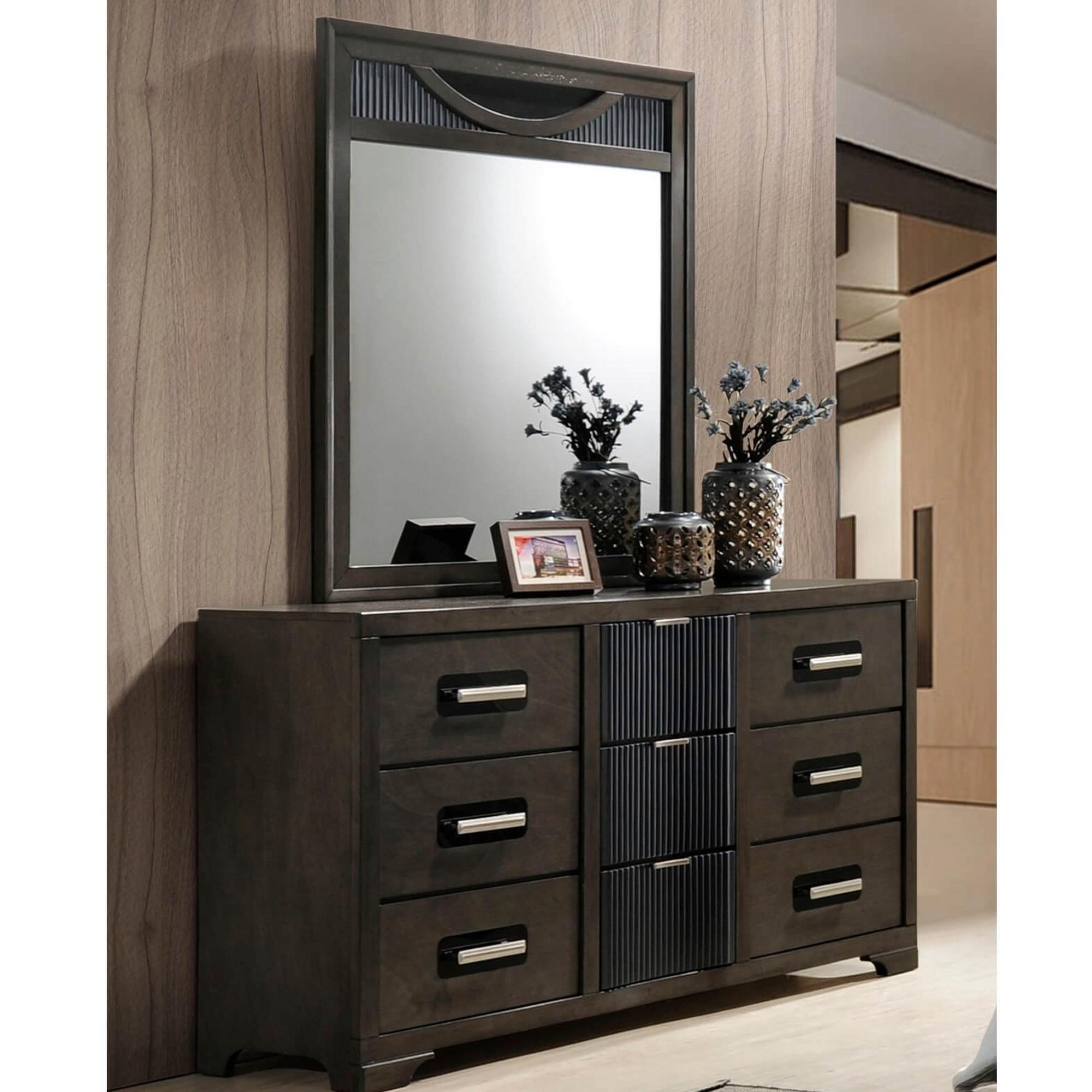 Seneca II Dresser