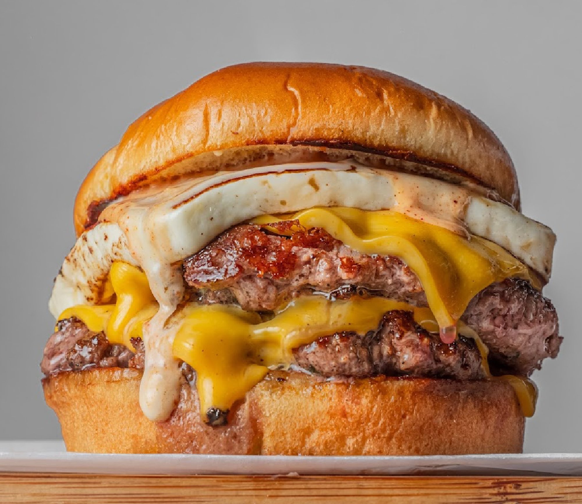Cheesy Love Burger