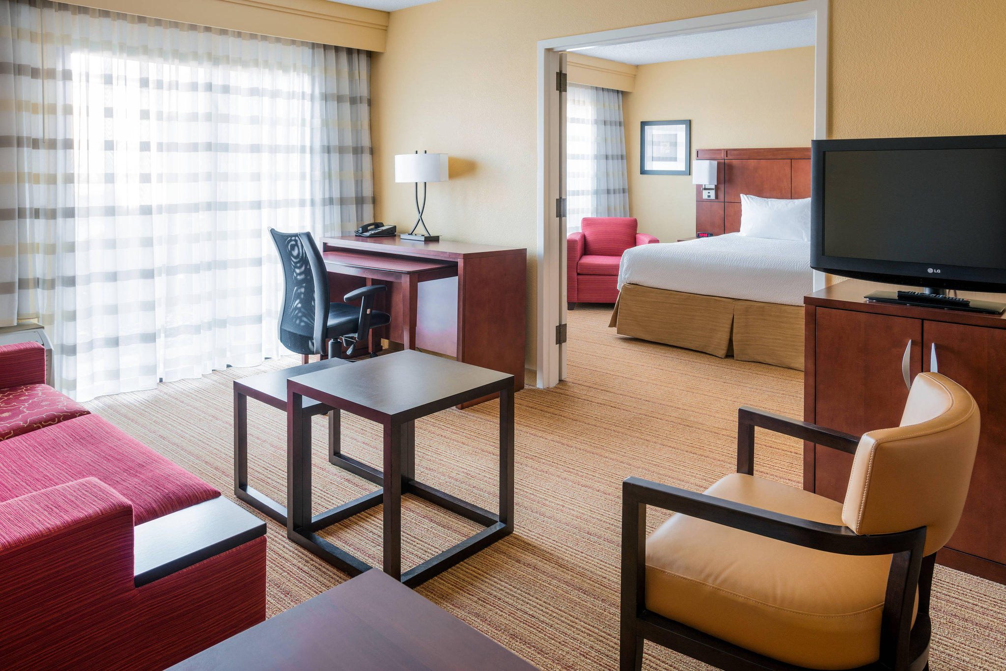 Courtyard by Marriott Bettendorf Quad Cities Photo