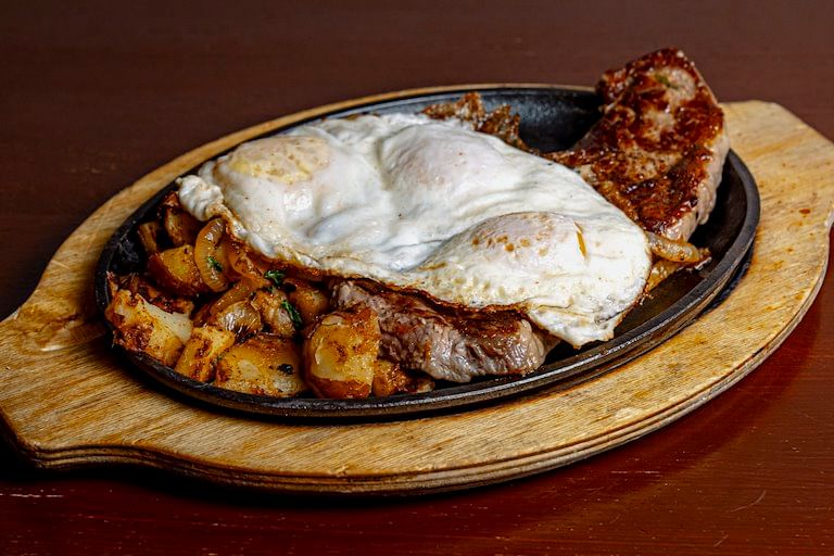 Steak & Eggs Skillet