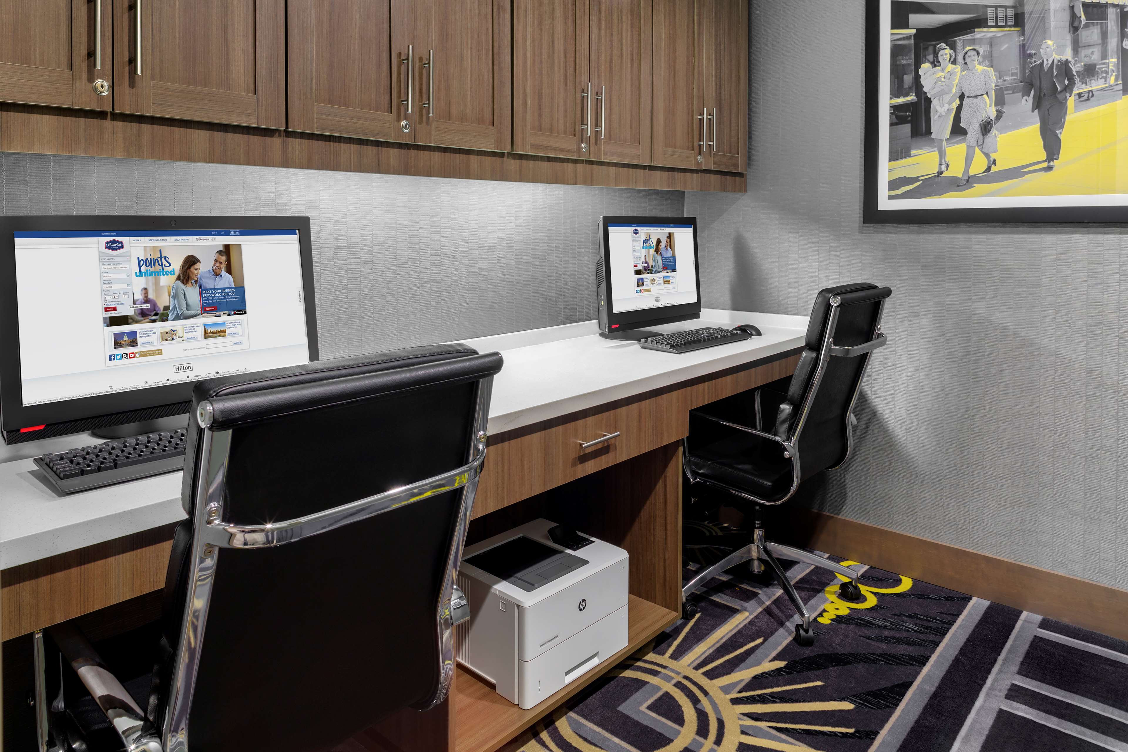 Hampton Inn & Suites Los Angeles/Hollywood Photo